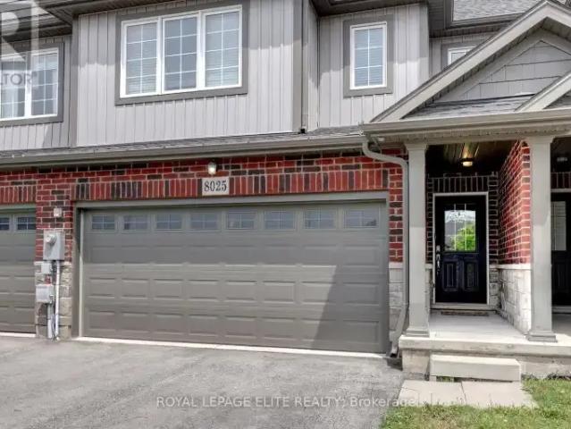 Townhouse for rent in Niagara, Ontario
