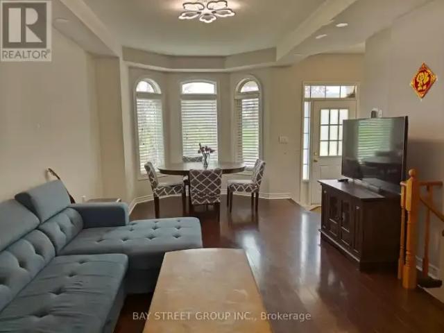 Townhouse for rent in Oakville, Ontario