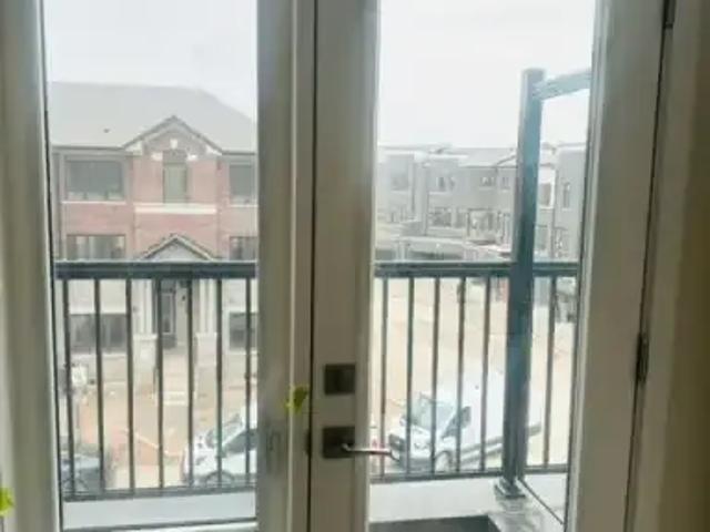 Townhouse for rent in Oakville, Ontario