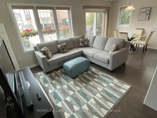 Townhouse for rent in Oakville, Ontario