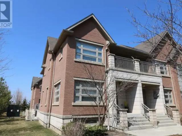 Townhouse for rent in Oakville, Ontario