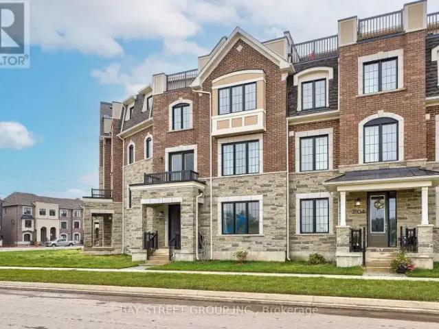 Townhouse for rent in Oakville, Ontario