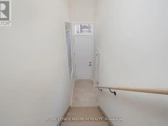 Townhouse for rent in Oakville, Ontario