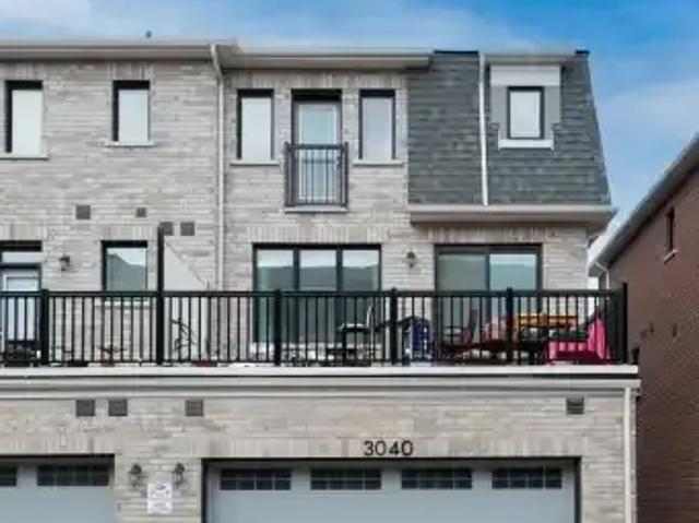 Townhouse for rent in Oakville, Ontario