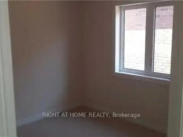 Townhouse for rent in Oakville, Ontario