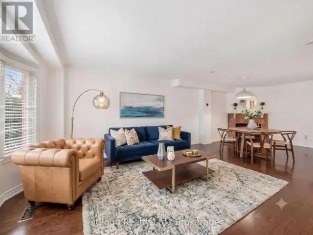 Townhouse for rent in Oakville, Ontario