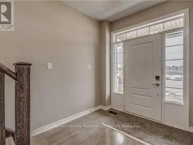Townhouse for rent in Oakville, Ontario