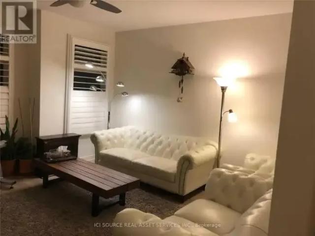 Townhouse for rent in Oakville, Ontario