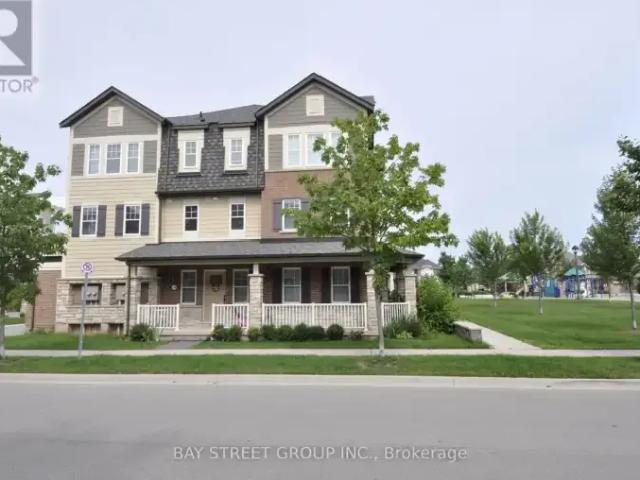 Townhouse for rent in Oakville, Ontario