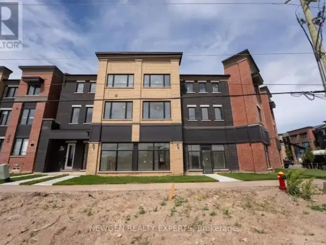 Townhouse for rent in Oakville, Ontario