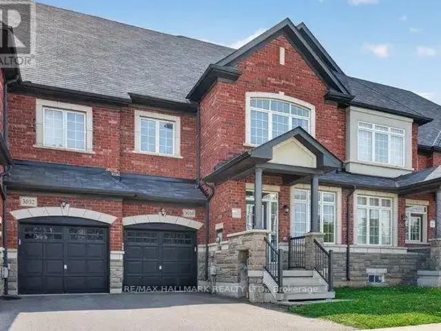 Townhouse for rent in Oakville, Golden Horseshoe