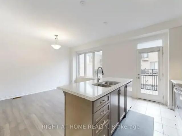 Townhouse for rent in Richmond Green, Richmond Hill