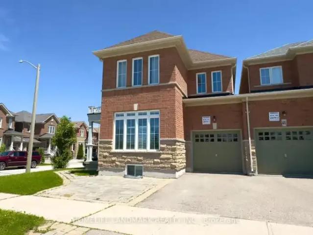 Townhouse for rent in Richmond Hill, Golden Horseshoe