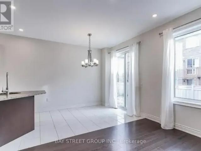 Townhouse for rent in Richmond Hill