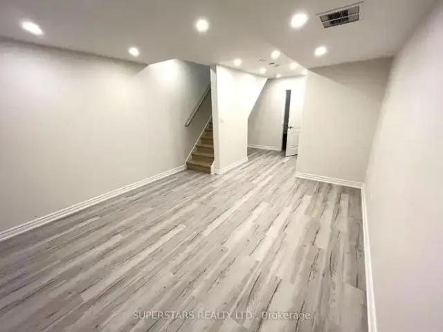 Townhouse for rent in Woburn, Ontario