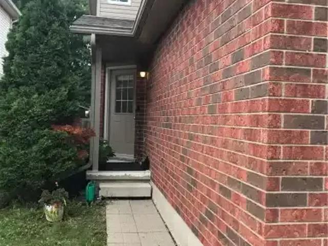 Townhouse for rent in Waterloo, Ontario