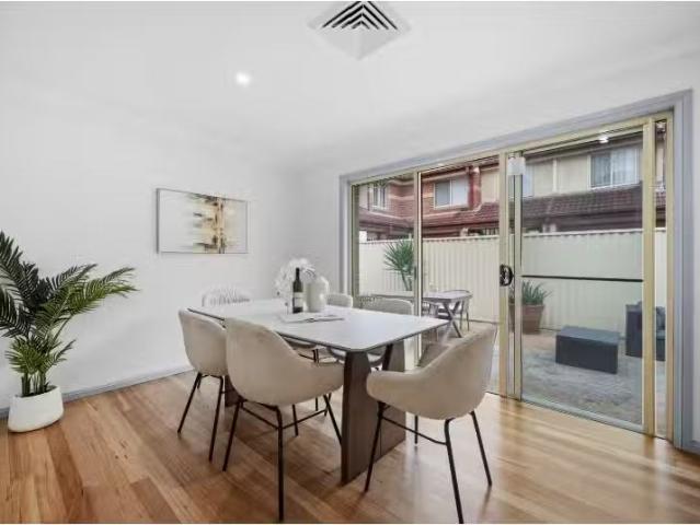 Condo for rent in Sydney, New South Wales