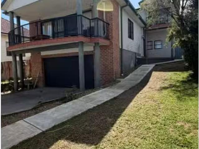 House for rent in Newcastle, Newcastle-Maitland