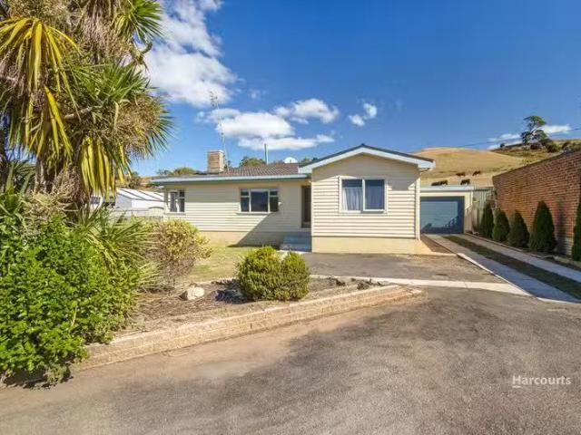 House for rent in Penguin, Tasmania
