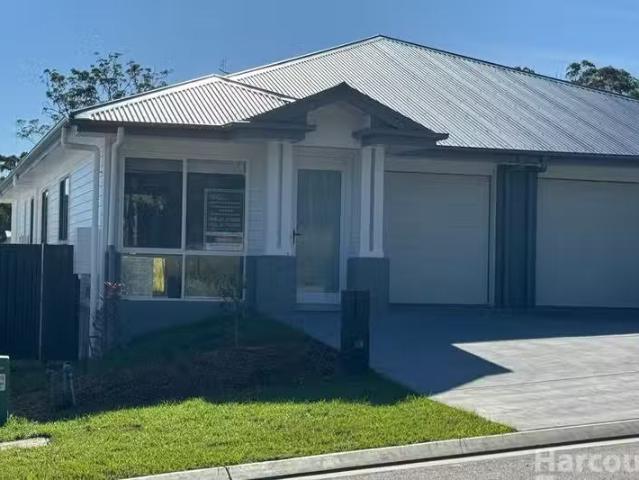 House for rent in Thrumster, New South Wales