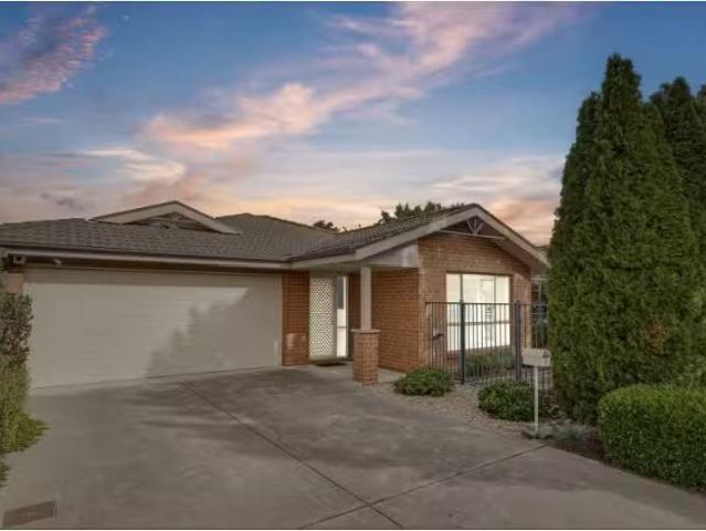 House for rent in Dunlop, Australian Capital Territory