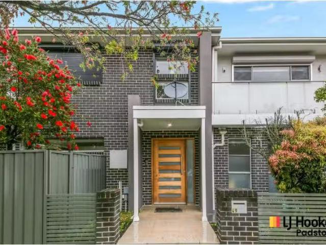 Condo for rent in Padstow, Sydney