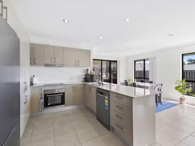 House for rent in Thyra, Victoria