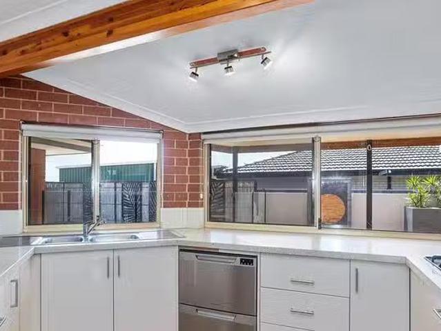 House for rent in Alexander Heights, Western Australia