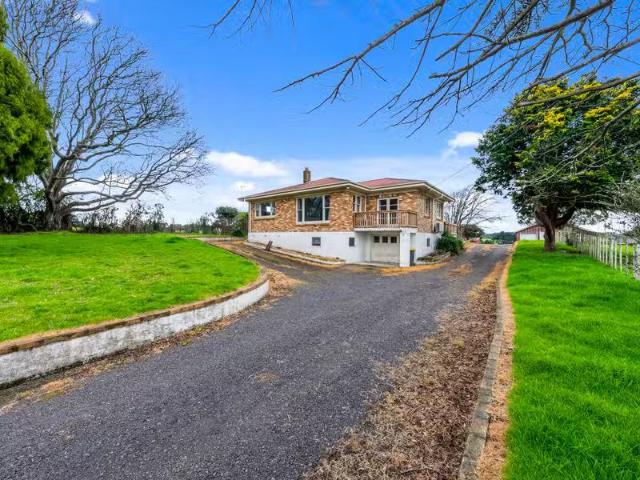 House for rent in Awhitu, Oroua County