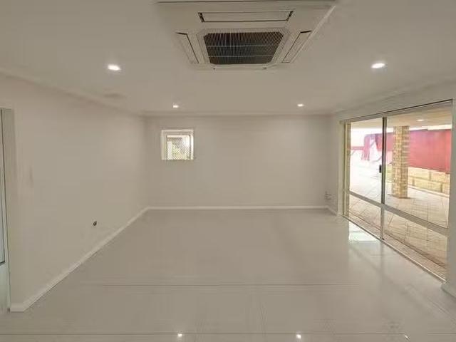House for rent in Marangaroo, Western Australia