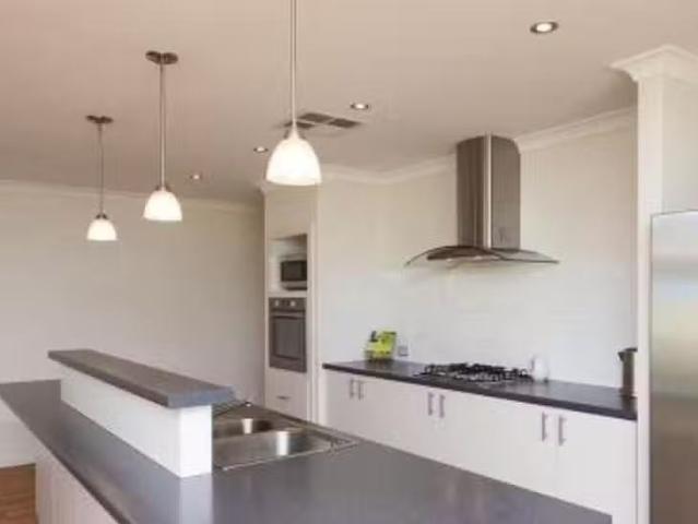 House for rent in Success, Western Australia