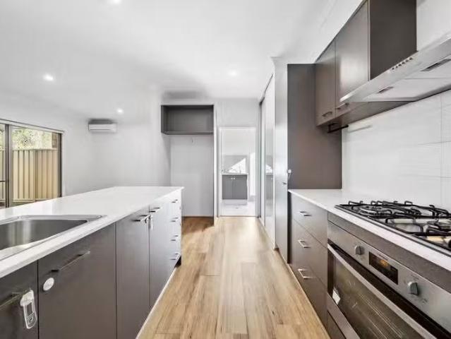 House for rent in Hamilton Hill, Western Australia