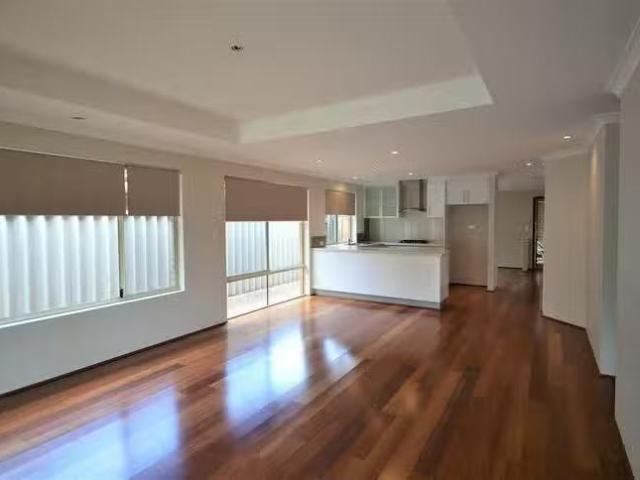 House for rent in Shelley, Western Australia