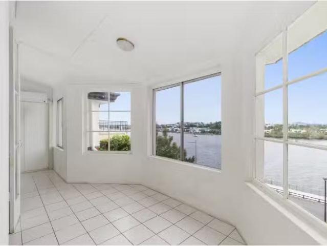Apartment for rent in Toombul, Queensland