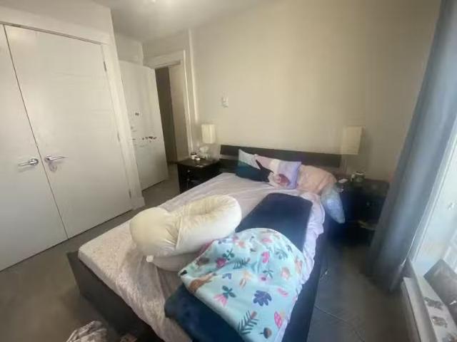 Condo for rent in Surrey, British Columbia