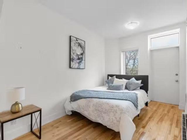 Condo for rent in St. Leonard's, Quebec