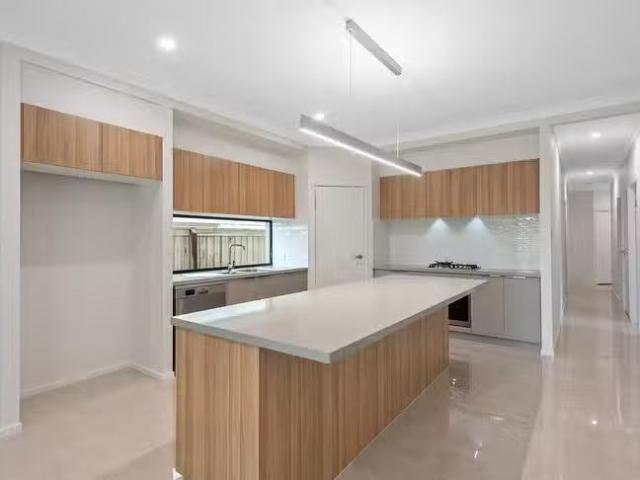 House for rent in Gisborne, Victoria