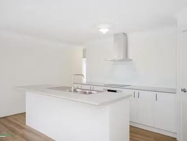 House for rent in Dalyellup, Western Australia