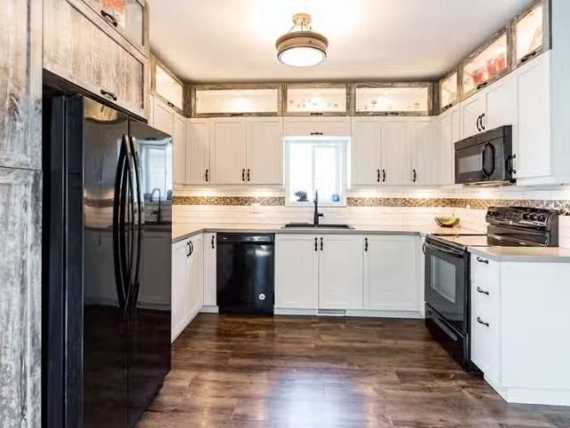 House for rent in East St. Paul, Manitoba