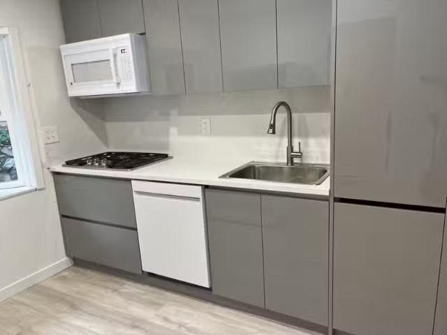 Condo for rent in West Vancouver, British Columbia