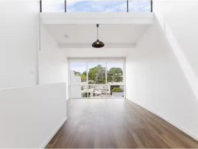Condo for rent in Sydney, New South Wales