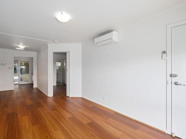 Apartment for sale in Victoria