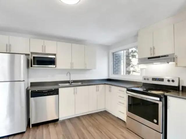 Apartment for rent in Mulhurst Bay, Ontario
