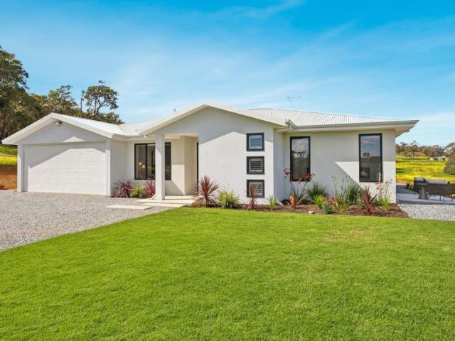 House for sale in Baskerville, City of Swan