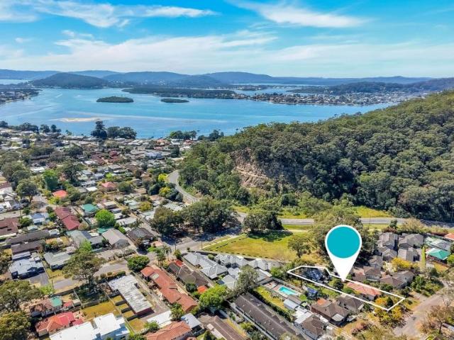 House for sale in Blackwall, Gosford