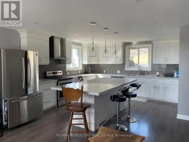House for rent in Bradford West Gwillimbury, Ontario