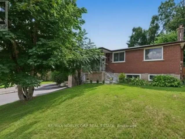 House for rent in Bradford West Gwillimbury, Ontario