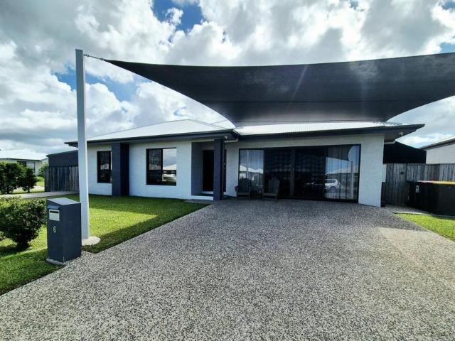 House for sale in Bushland Beach, Queensland