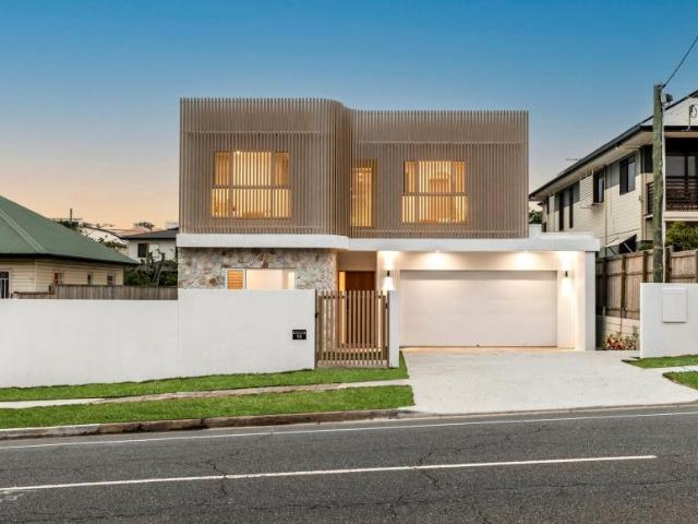 House for sale in Camp Hill, Greater Brisbane