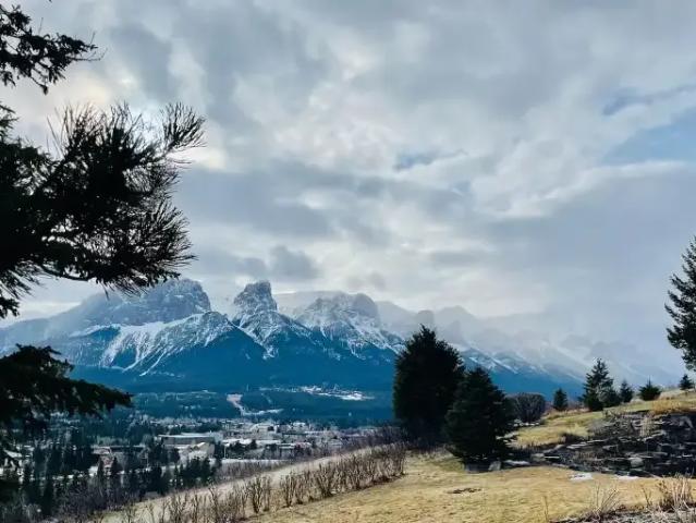 House for rent in Canmore, Alberta